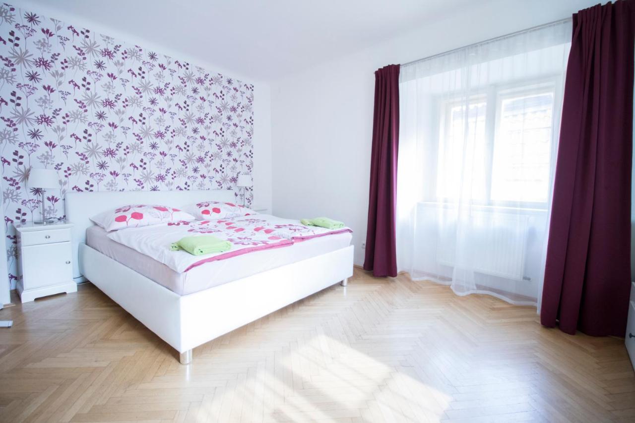 Apartments Old Town Square 27 Prag Dış mekan fotoğraf