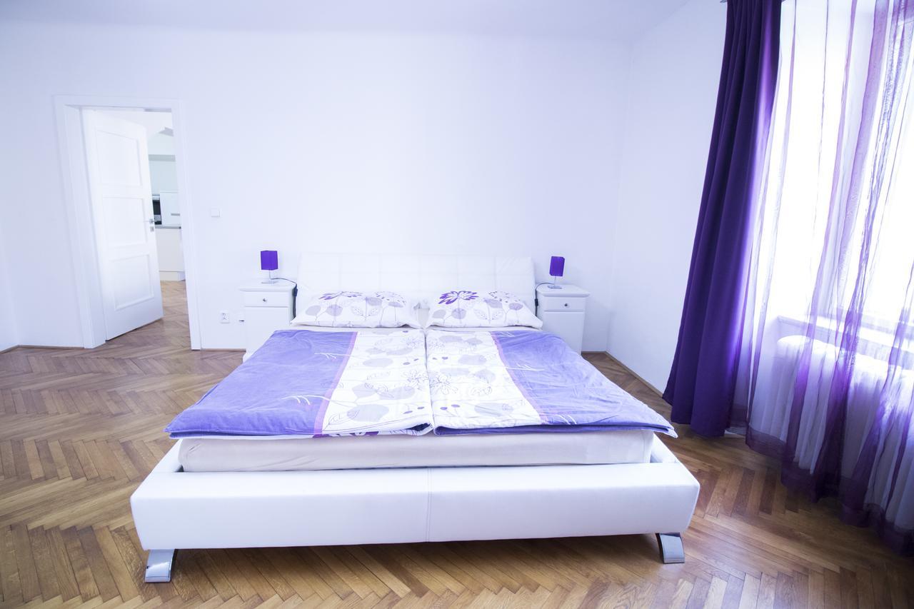 Apartments Old Town Square 27 Prag Dış mekan fotoğraf